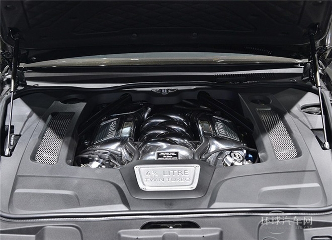 2015款 6.8T 標(biāo)準(zhǔn)版