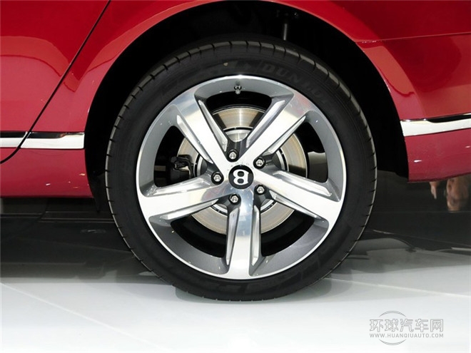 2015款 6.8T 極致版