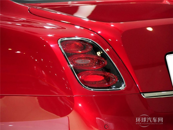 2015款 6.8T 極致版