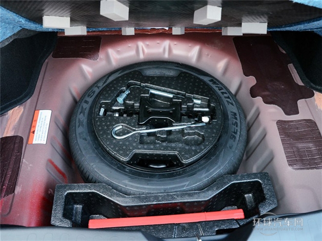 2015款 1.6L 手動樂享型