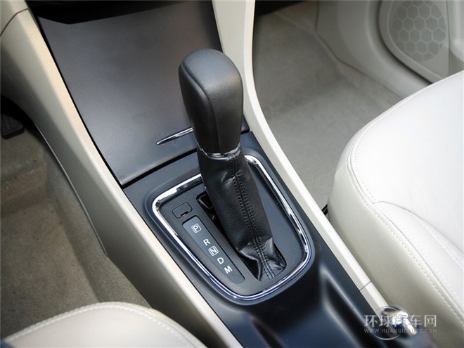 2015款 1.6L 自動(dòng)樂享型