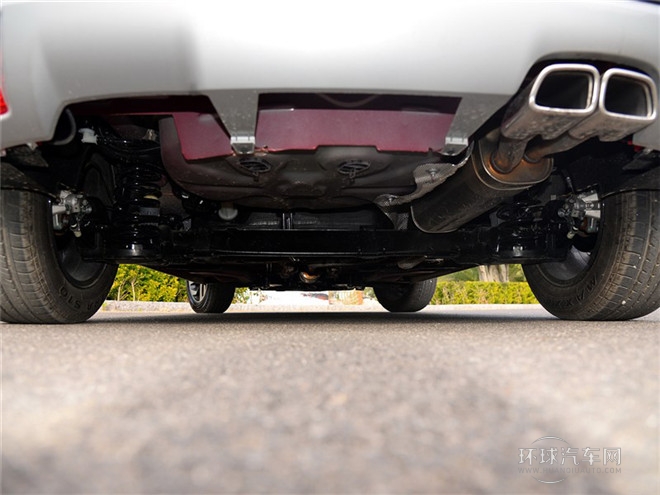 2015款 1.6L 自動尊享型