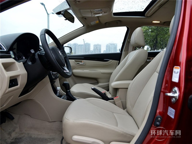 2015款 1.6L 自動尊享型