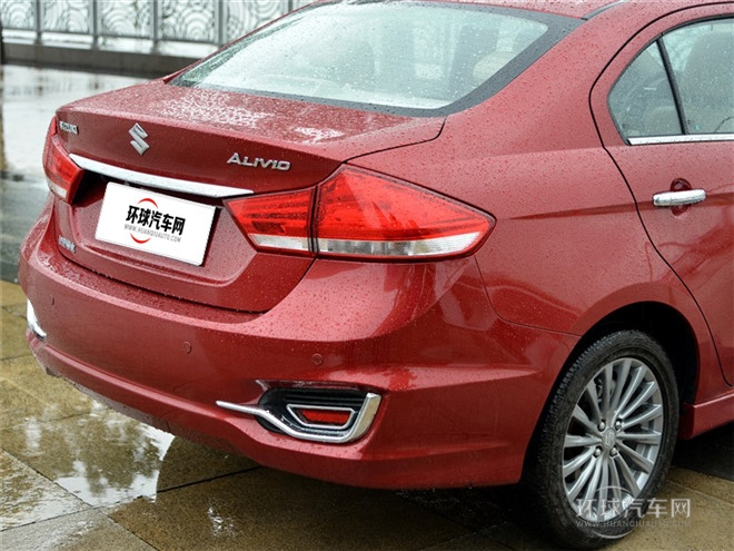 2015款 1.6L 自動尊享型