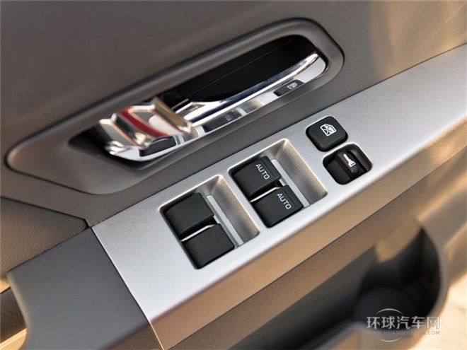 2015款 新一代 3.0T柴油四驅豪華型ZD30D13