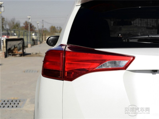 2015款 2.0L CVT兩驅(qū)風(fēng)尚版