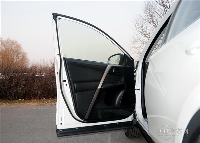 2015款 2.0L CVT四驅風尚版