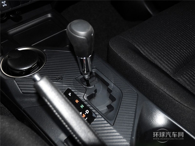 2015款 2.0L CVT四驅風尚版