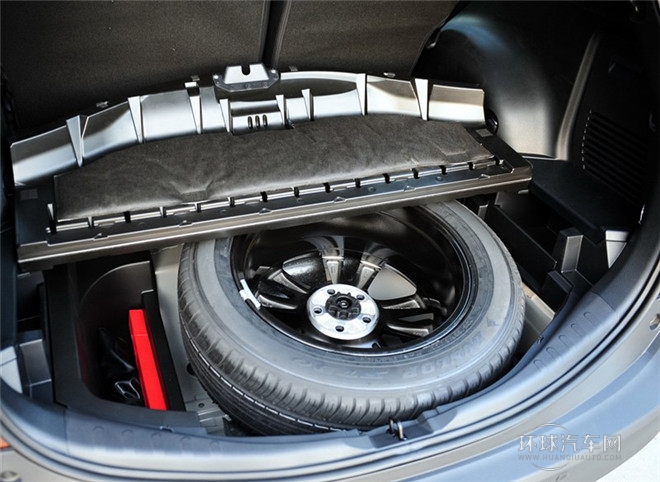 2015款 2.5L 自動四驅豪華版