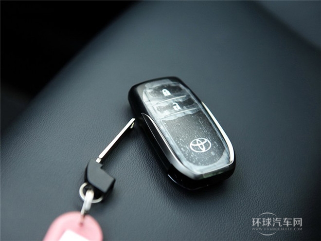 2015款 2.5L 自動四驅豪華版