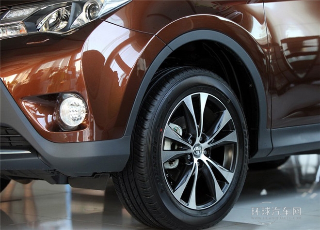 2015款 2.5L 自動四驅豪華版