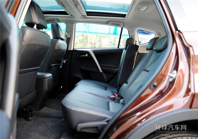 2015款 2.5L 自動四驅豪華版