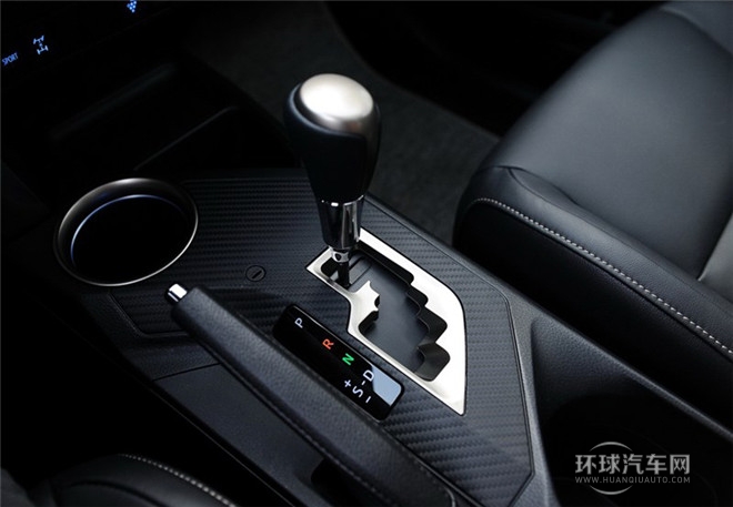 2015款 2.5L 自動(dòng)四驅(qū)豪華版