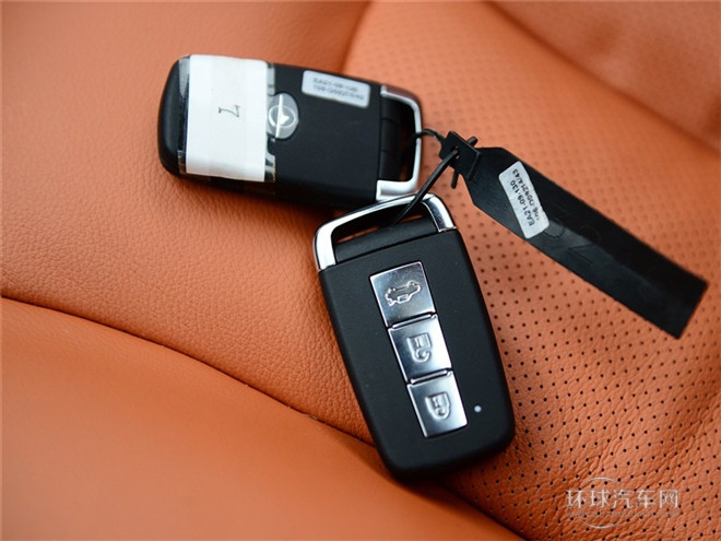 2015款 1.8L 自動(dòng)豪華型