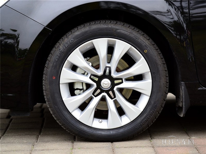 2015款 1.8L 自動(dòng)豪華型