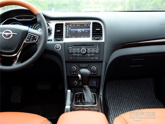 2015款 1.8L 自動豪華型