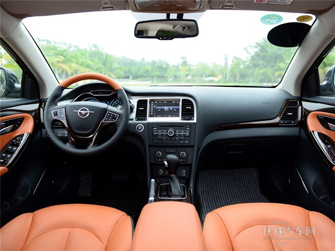 2015款 1.8L 自動豪華型