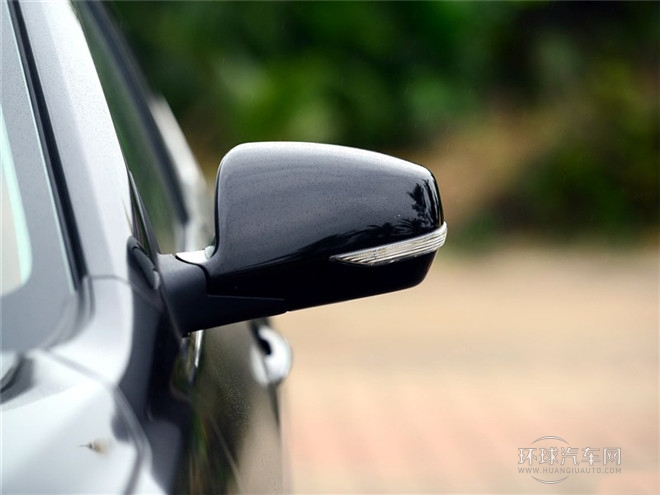 2015款 1.8L 自動豪華型