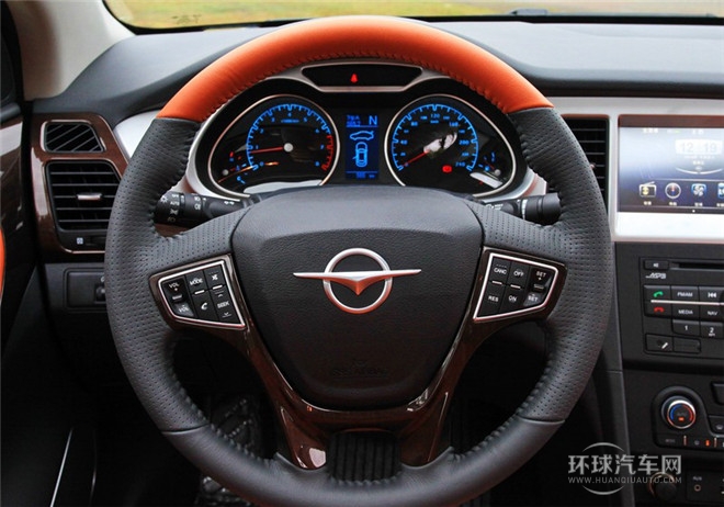 2015款 1.8L 自動舒適型