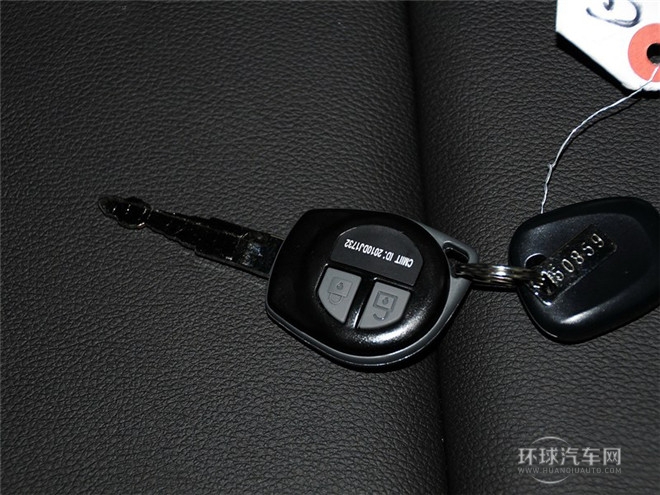 2015款 1.3 AT Mode3導(dǎo)航版