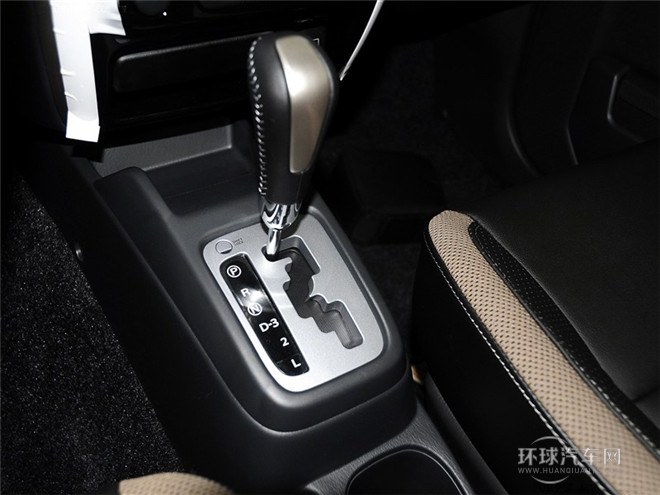 2015款 1.3 AT Mode3導(dǎo)航版