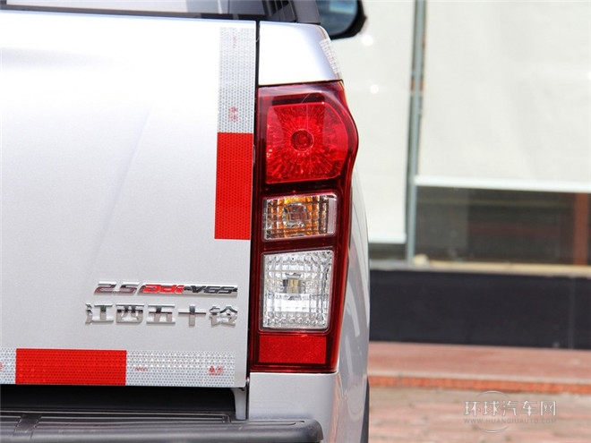 2015款 2.5T四驅 手動豪華型4JK1