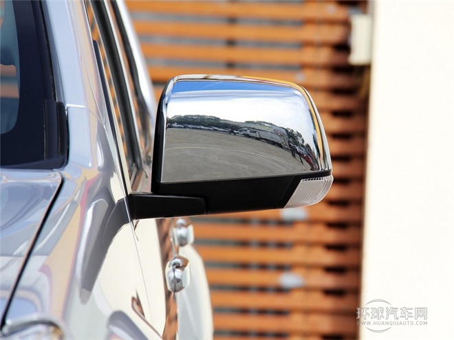 2015款 2.5T四驅 手動豪華型4JK1