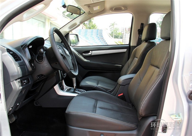 2015款 2.5T四驅(qū) 自動超豪華型4JK1