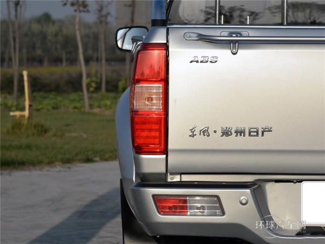 2015款 新一代 3.0T柴油兩驅豪華型ZD30D13