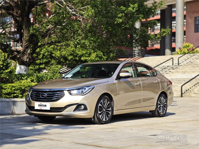 2015款 1.8T 自動豪華導航型