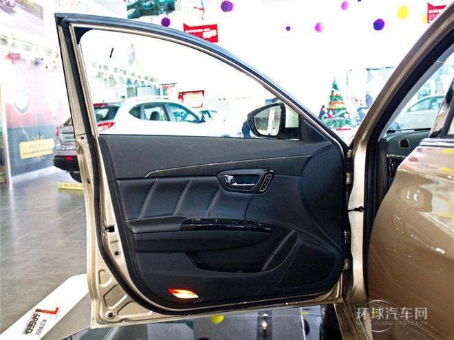 2015款 1.8T 自動豪華智慧型