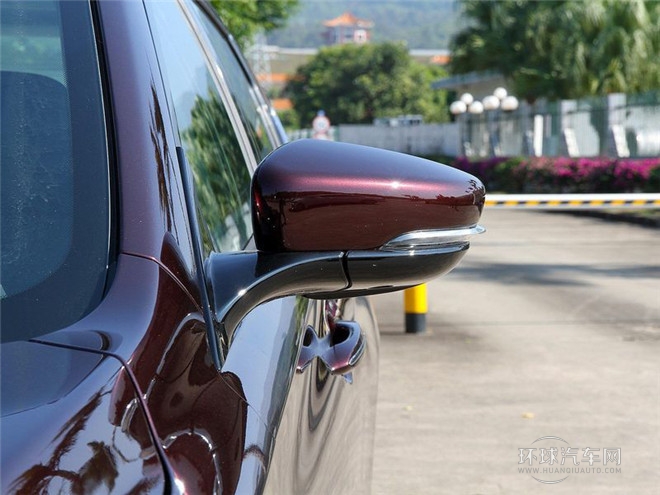 2015款 1.8T 自動豪華智慧型