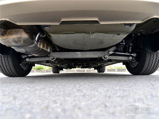 2015款 1.8T 自動(dòng)尊貴型