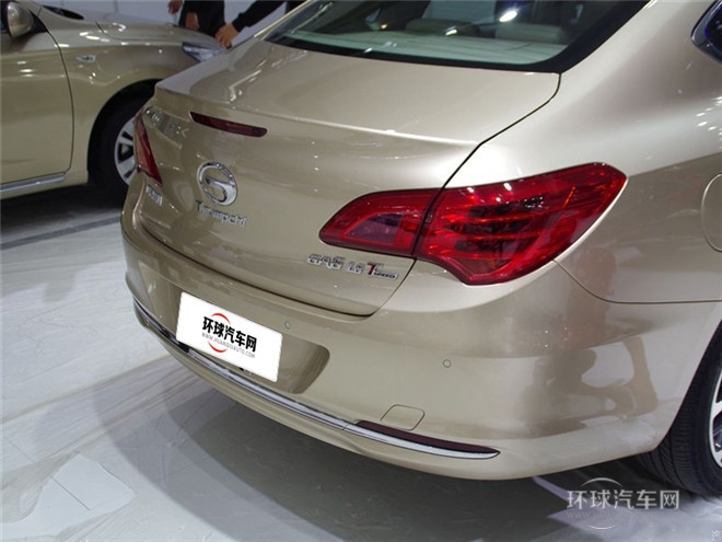 2015款 1.8T 自動(dòng)尊貴型