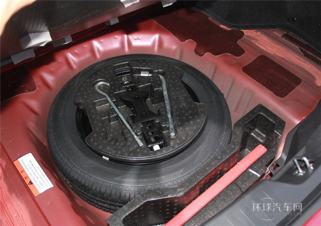 2015款 1.6L 手動舒享型