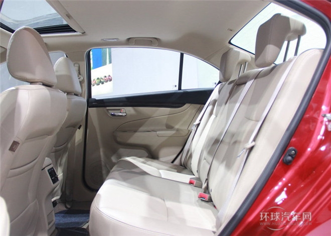 2015款 1.6L 手動舒享型