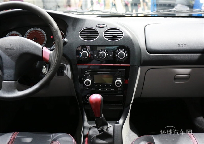 2015款 1.6L 手動S-Design