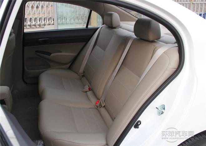 2015款 1.8L VTI 自動