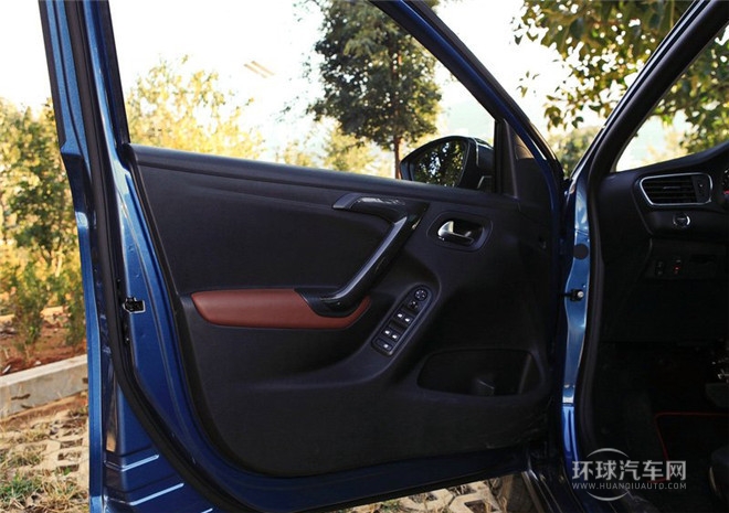 2015款 1.6THP 自動先鋒型