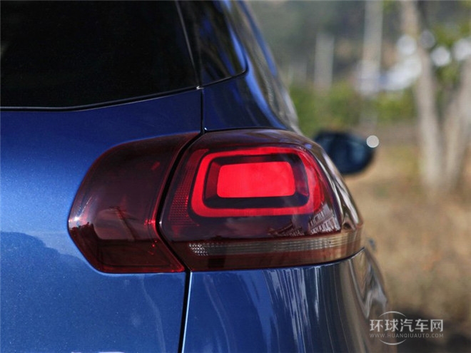 2015款 1.6THP 自動先鋒型