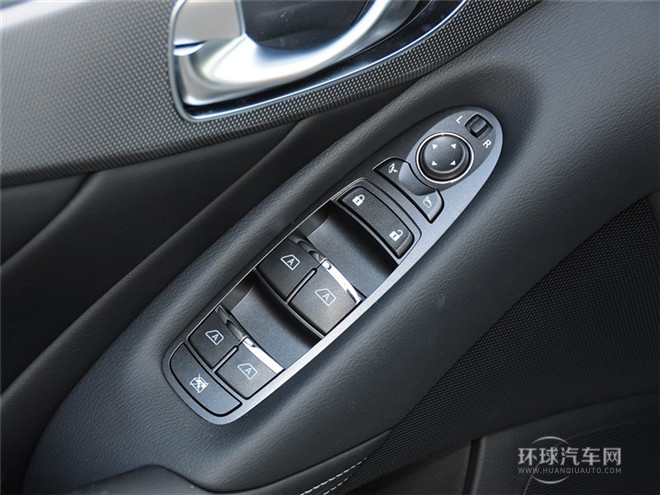 2015款 2.0T 運(yùn)動(dòng)版