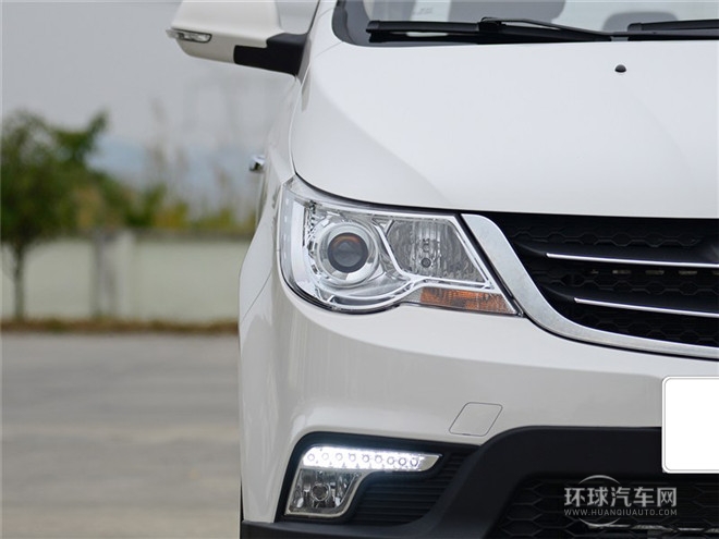 2015款 1.8L 手動(dòng)豪華導(dǎo)航ESP版 7座