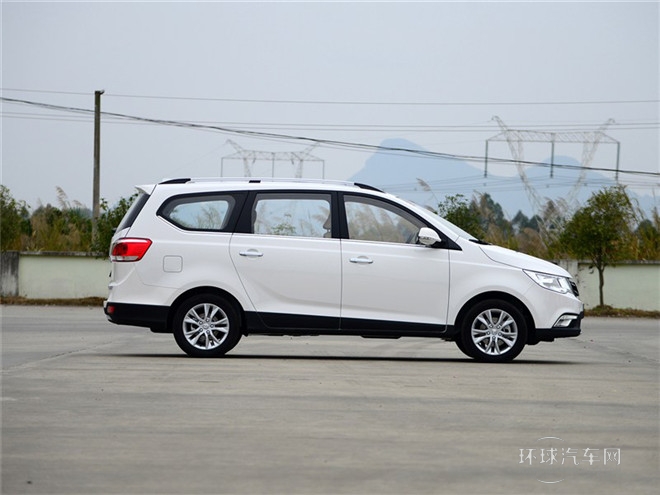 2015款 1.8L 手動豪華導航ESP版 7座