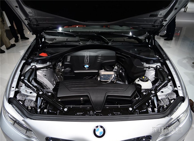 2015款 218i 領先型