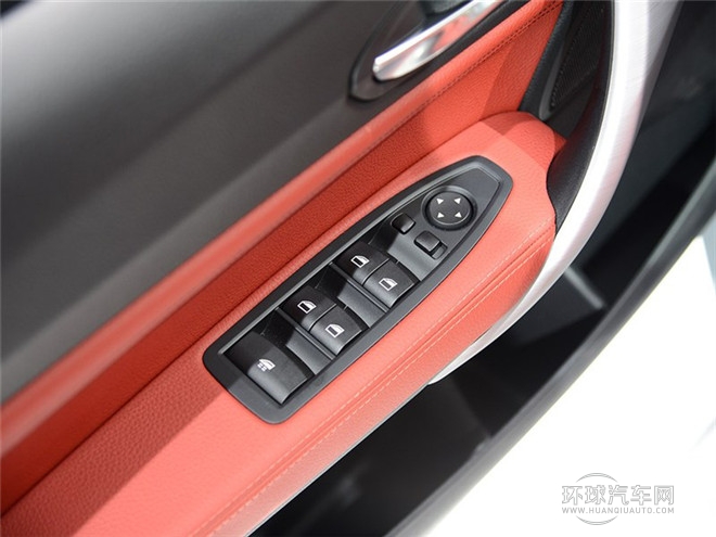 2015款 218i 領先型