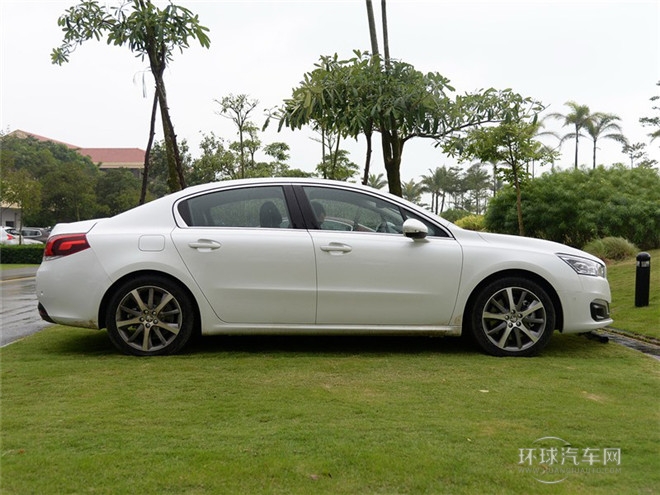 2015款 1.8THP 自動旗艦版