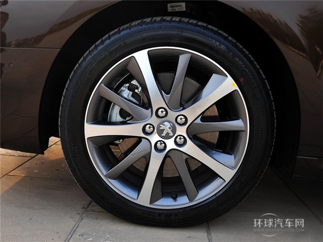 2015款 1.8THP 自動致臻版