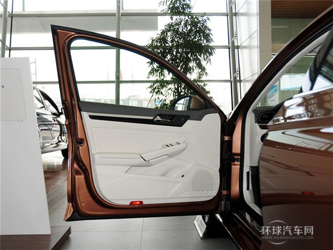 2015款 280TSI DSG豪華版