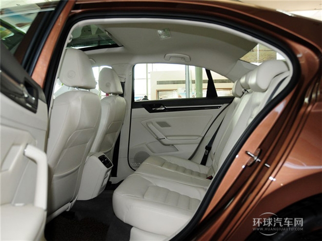 2015款 280TSI DSG豪華版