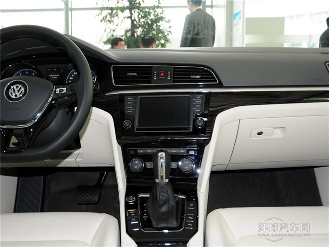 2015款 280TSI DSG豪華版